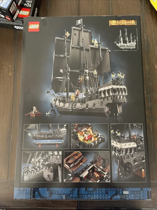 LEGO 10365 Black Pearl