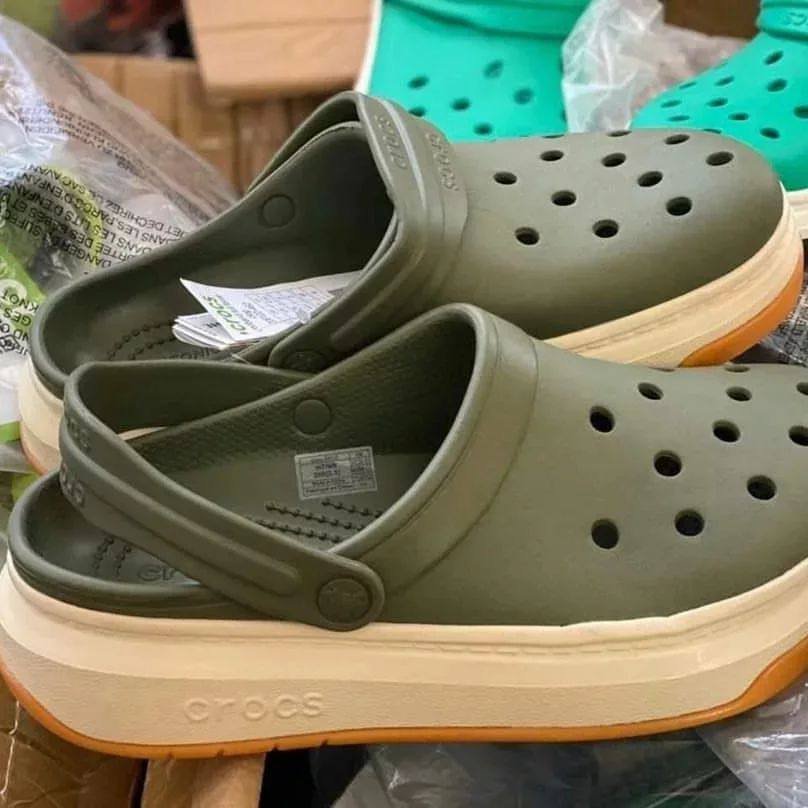 Crocs kopen