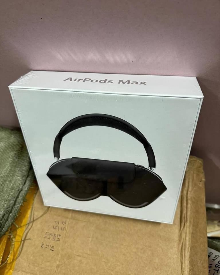 AirPods Max