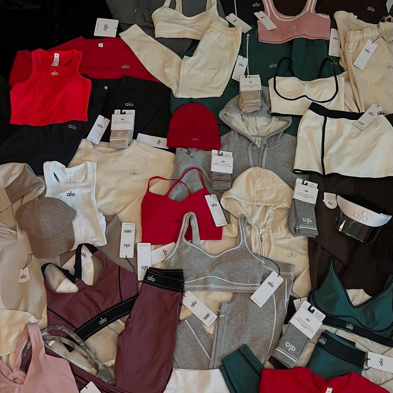 Alo Yoga Kleding
